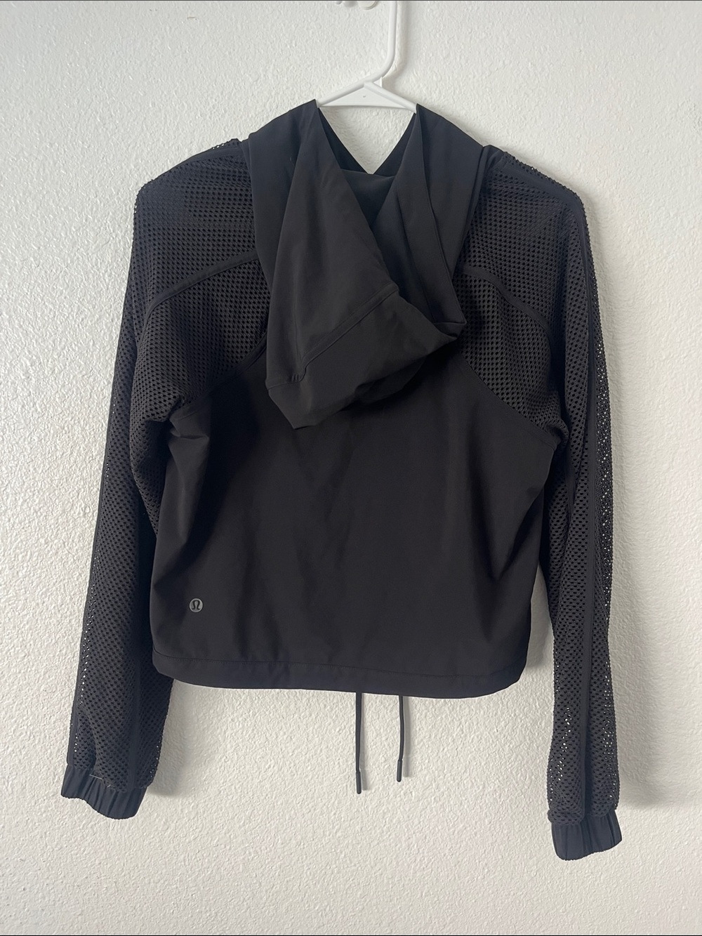 Lululemon Catch a Breeze Pullover Black Size 6 - Picture 4 of 4